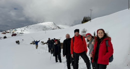 Sisdağı’nda Karlar Üzerinde Doğa Yürüyüşü