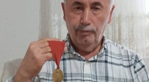 Babasının İstiklal Madalyasına 60 Yıl Sonra Kavuştu…
