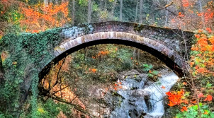 Şalpazarı’nda Zeynelin Köprüsü Görenleri Büyülüyor