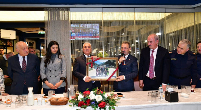 Vali Yıldırım’dan Duygu Dolu Helalleşme..