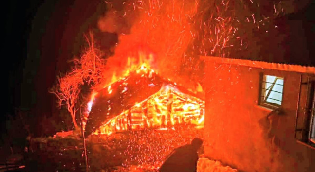 Geyikli’de Yangın Korkuttu…