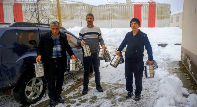 SAYVANÇATAK’TA KURULAN VEFA SOFRASI