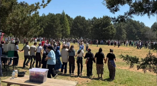 SPİL DAĞI’NDA KARADENİZ COŞKUSU YAŞANDI..