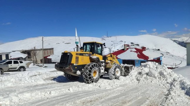 ALACA YAYLASI’NIN YOLU AÇILDI