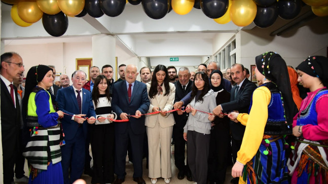 ŞALPAZARI’NA MUHTEŞEM “KİTAP KAFE”..!