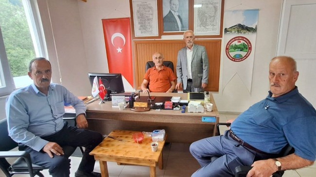 🎓 Geyikli Derneği’nden Başarılı Öğrencilere Karne Hediyesi..
