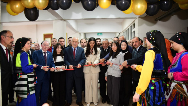 ŞALPAZARI’NA MUHTEŞEM “KİTAP KAFE”..!