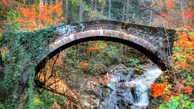 Şalpazarı’nda Zeynelin Köprüsü Görenleri Büyülüyor