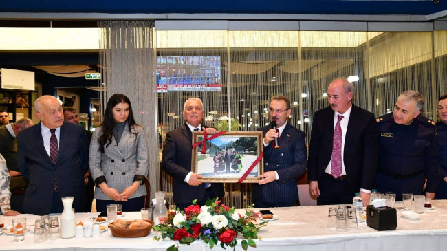 Vali Yıldırım’dan Duygu Dolu Helalleşme..