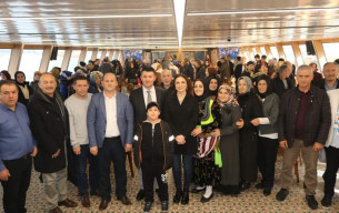 GEYİKLİ HALKI BOĞAZDA HORON OYNADI !